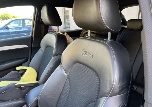 Audi Q3 cena 92000 przebieg: 64000, rok produkcji 2018 z Starachowice małe 121